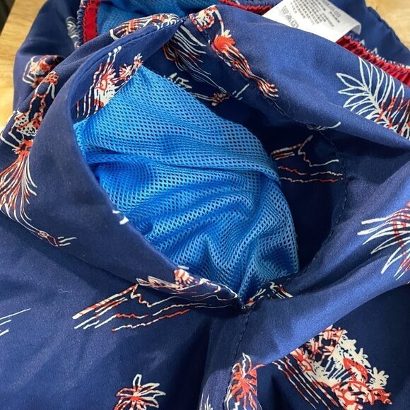 Tommy Bahama Swim Trunks Palm‎ Tree Hawaiian Hula Girl Turtle Men's Size 1XLB - Picture 7 of 9